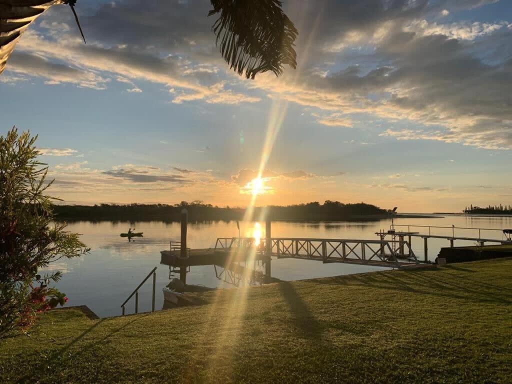 Peaceful River Front Escape Short Walk To Ocean St * Maroochydore